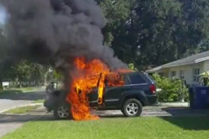 note 7 explosion jeep