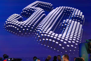 20170227 intel mwc 2017 5g booth sign