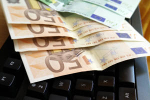 keyboard money euro fraud