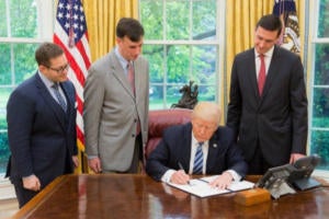 170511 trump